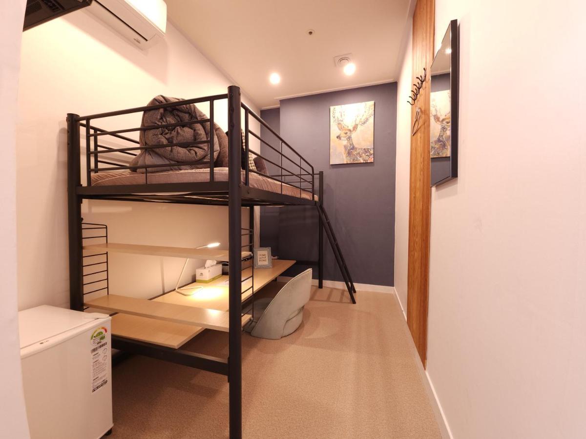 Oyo Hostel Myeongdong 3 Сеул Экстерьер фото