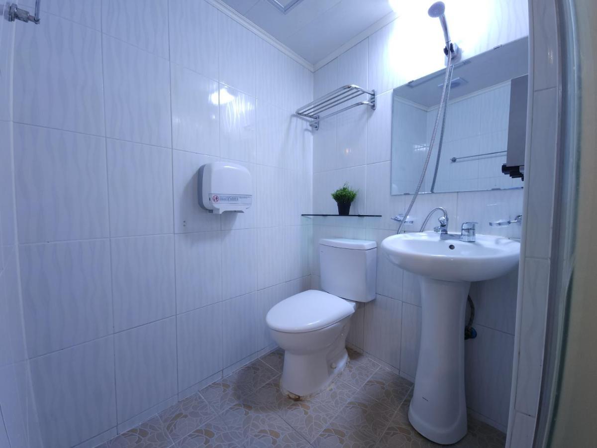 Oyo Hostel Myeongdong 3 Сеул Экстерьер фото